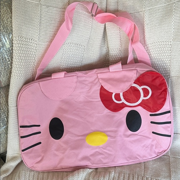 Hello Kitty Pink and Red Bag - Picture 4 of 4